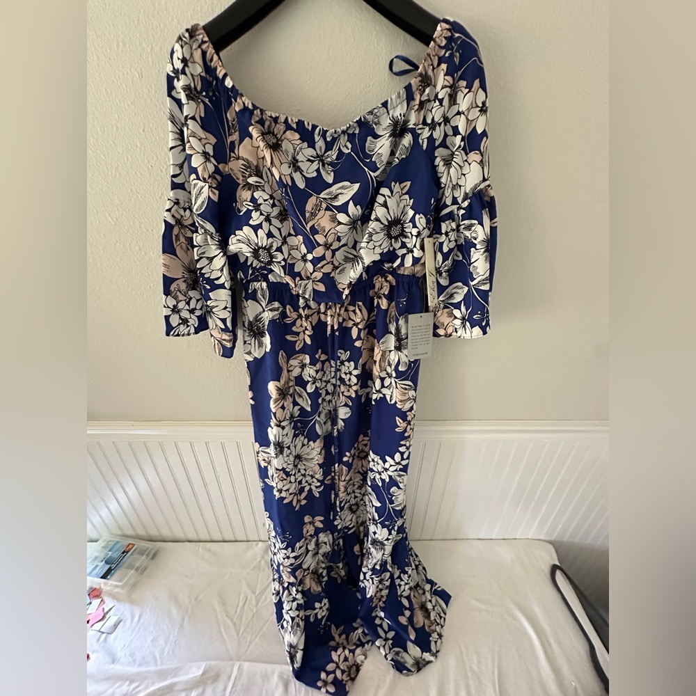 NWT Eliza J Blue and White Patterned Garment SZ: 6P